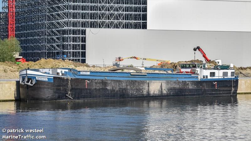 genesys (Cargo ship) - IMO , MMSI 226004310, Call Sign FM2886 under the flag of France