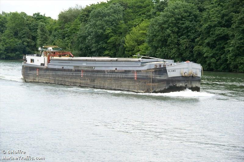 alamo (Cargo ship) - IMO , MMSI 226005180, Call Sign FM4552 under the flag of France