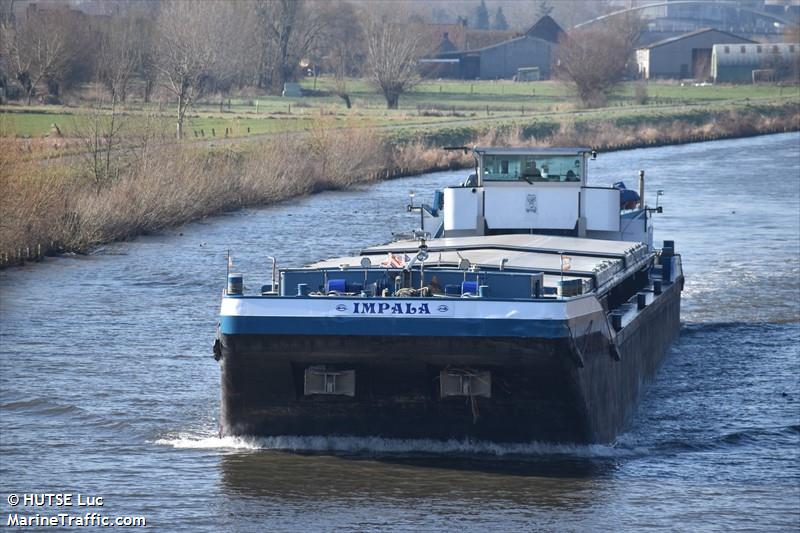 impala (Cargo ship) - IMO , MMSI 226015610, Call Sign FM7818 under the flag of France