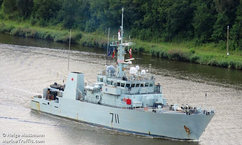cdn warship 711 (Military ops) - IMO , MMSI 316295000, Call Sign CGJJ under the flag of Canada