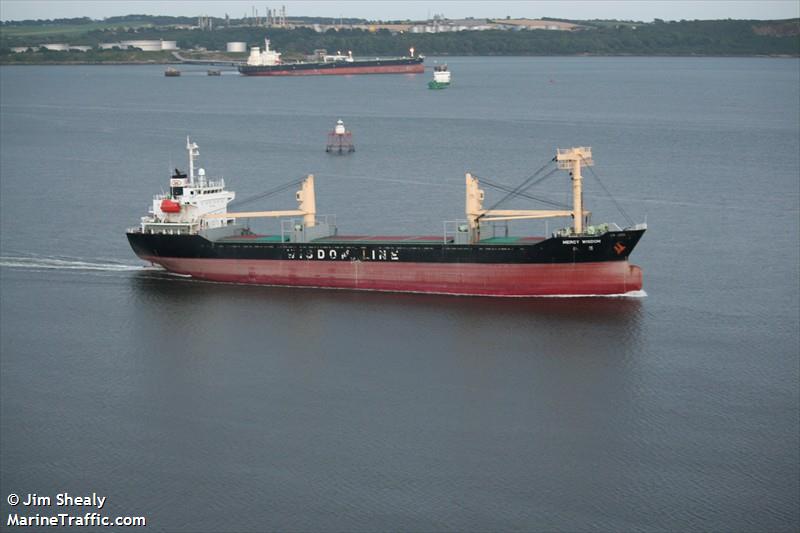 jungjin (Cement Carrier) - IMO 9268564, MMSI 440414520, Call Sign 160049 under the flag of Korea