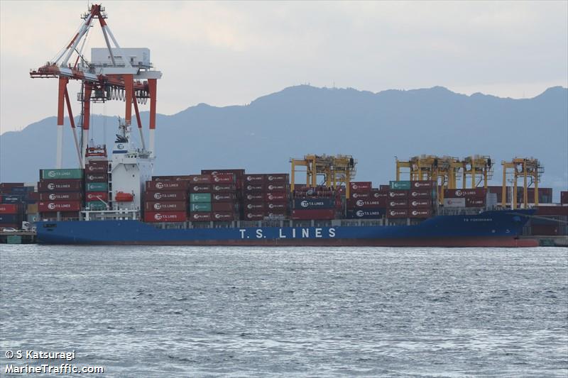 ts yokohama (Container Ship) - IMO 9846524, MMSI 477392600, Call Sign VRSR7 under the flag of Hong Kong