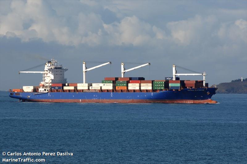 genoa express (Container Ship) - IMO 9626041, MMSI 477694200, Call Sign VRLX5 under the flag of Hong Kong