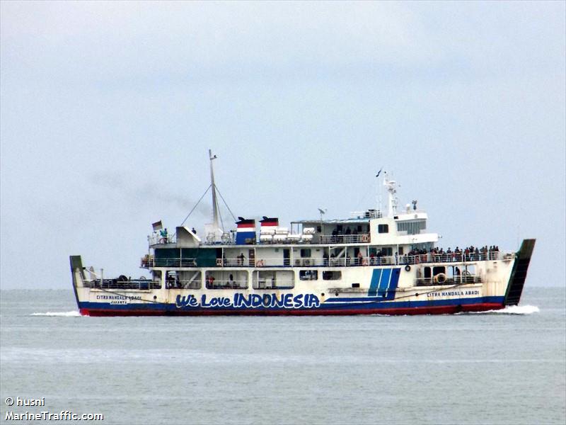 kmp c mandala abadi (Passenger/Ro-Ro Cargo Ship) - IMO 7126059, MMSI 525002079, Call Sign YCQI under the flag of Indonesia