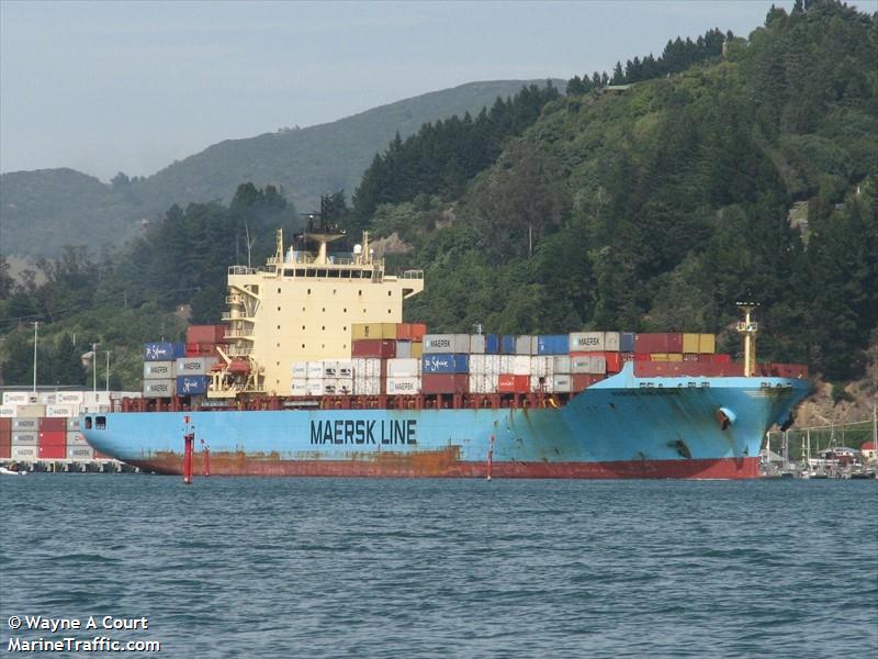 maersk innoshima (Container Ship) - IMO 9348170, MMSI 566779000, Call Sign 9V2003 under the flag of Singapore