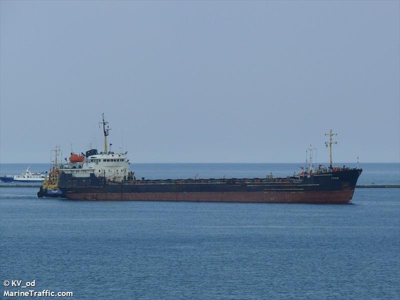 graf (Ore/Oil Carrier) - IMO 8726208, MMSI 273348700, Call Sign UDYX under the flag of Russia