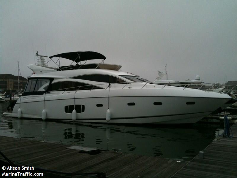 truce (Pleasure craft) - IMO , MMSI 235079184, Call Sign 2DIA5 under the flag of United Kingdom (UK)