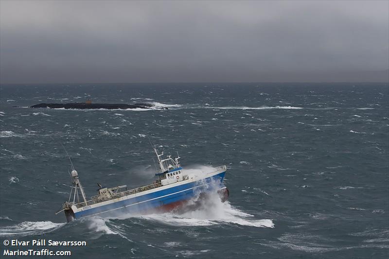 brynjolfur (Fishing Vessel) - IMO 8303410, MMSI 251011000, Call Sign TFTV under the flag of Iceland