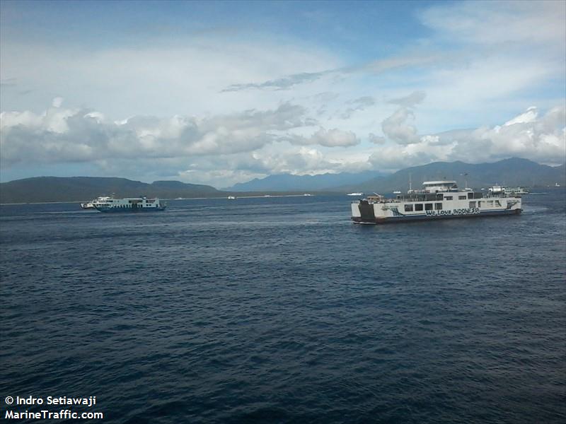 kmp.marina pratama (Passenger/Ro-Ro Cargo Ship) - IMO 7231438, MMSI 525002076, Call Sign YGHJ under the flag of Indonesia