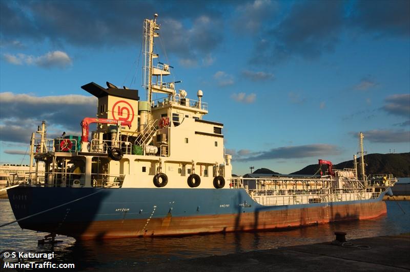 tamayoshi maru no.8 (Tanker) - IMO , MMSI 431018889, Call Sign JD5084 under the flag of Japan