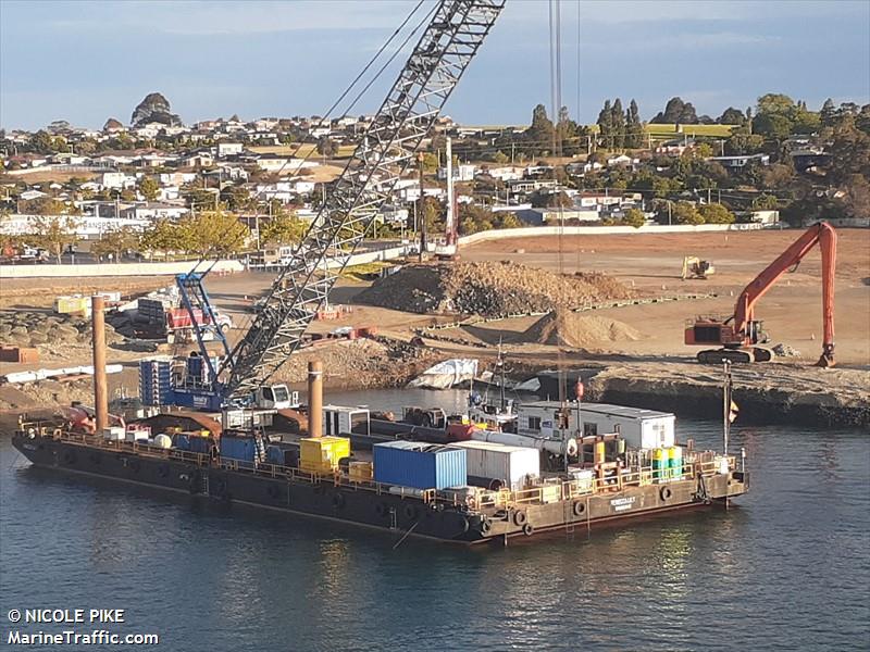 rebbeca lily (Port tender) - IMO , MMSI 503134420, Call Sign 863091 under the flag of Australia