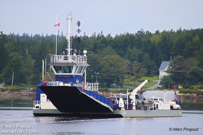 brady e. himmelman (Passenger ship) - IMO , MMSI 316023737 under the flag of Canada