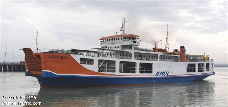 kota bumi (Passenger Ship) - IMO 6910099, MMSI 525019474, Call Sign YCMX under the flag of Indonesia