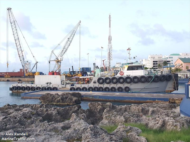 navigator (Towing vessel) - IMO , MMSI 319254900, Call Sign ZGPK under the flag of Cayman Islands