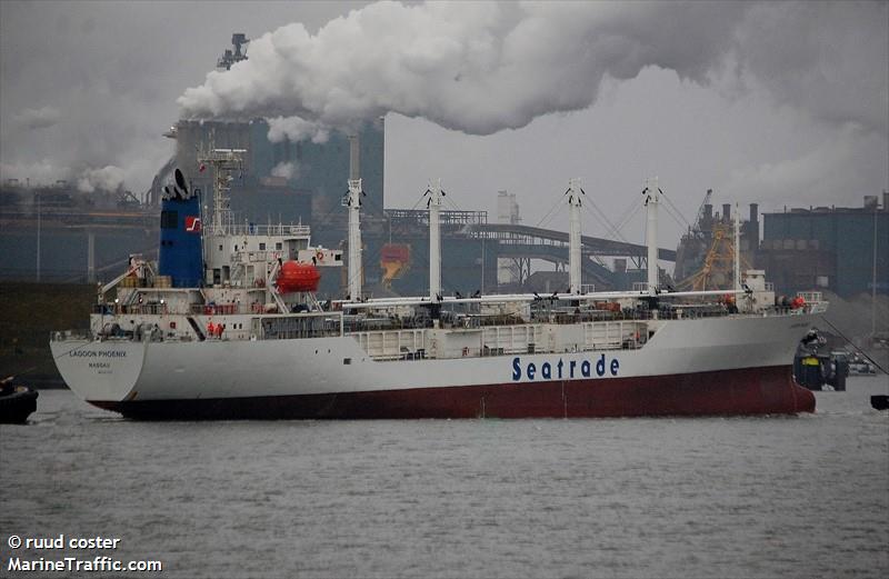 lagoon phoenix (Refrigerated Cargo Ship) - IMO 9047245, MMSI 311001255, Call Sign C6GI5 under the flag of Bahamas