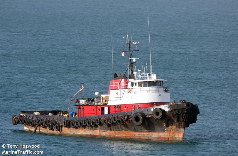 hunter 128 (Tug) - IMO 7726495, MMSI 352001170, Call Sign HOA2235 under the flag of Panama