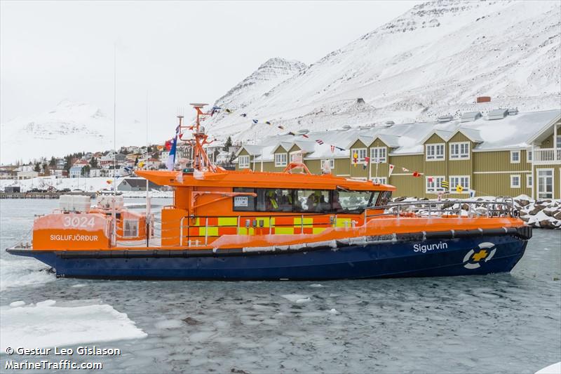 sigurvin (SAR) - IMO , MMSI 251858570 under the flag of Iceland