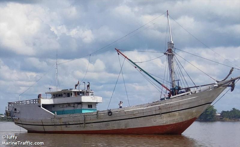 sinar harapan ii (Cargo ship) - IMO , MMSI 525600134, Call Sign YC5621 under the flag of Indonesia