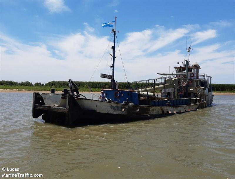 redentor mat. 01534 (Cargo ship) - IMO , MMSI 701006884, Call Sign LW 3429 under the flag of Argentina