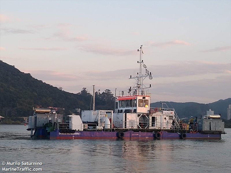 draga rio madeira (Dredging or UW ops) - IMO , MMSI 710004590, Call Sign PP8461 under the flag of Brazil