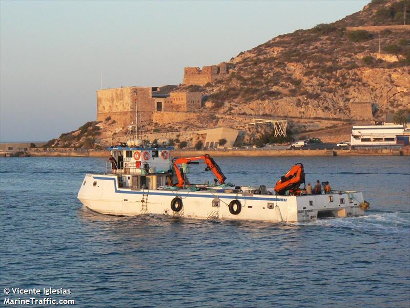 caladeros med. tres (Fishing Support Vessel) - IMO 8687763, MMSI 224045630, Call Sign EBTK under the flag of Spain