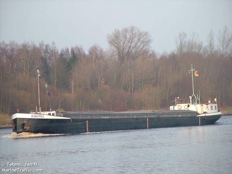 albatros (Cargo ship) - IMO , MMSI 226004260, Call Sign FM4691 under the flag of France