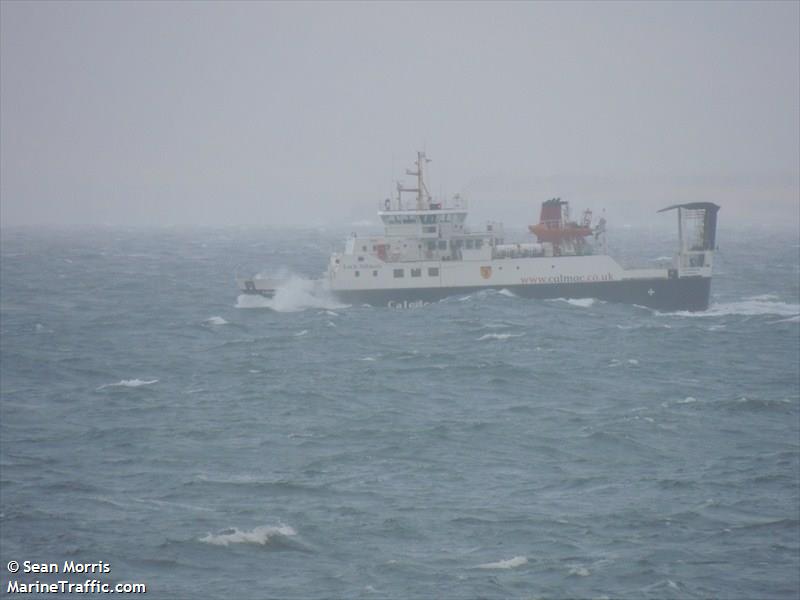 lochnevis (Passenger/Ro-Ro Cargo Ship) - IMO 9209063, MMSI 235000141, Call Sign ZQGW3 under the flag of United Kingdom (UK)