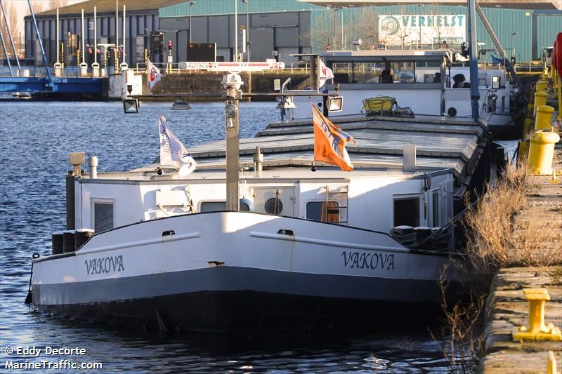 vakova (Cargo ship) - IMO , MMSI 244670400, Call Sign PF6766 under the flag of Netherlands