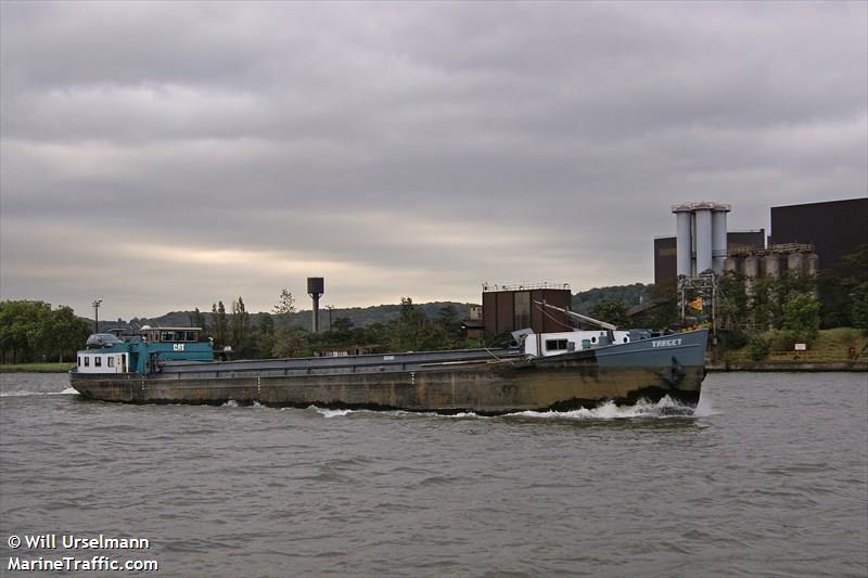 rotiri (Cargo ship) - IMO , MMSI 244740375, Call Sign PF9818 under the flag of Netherlands