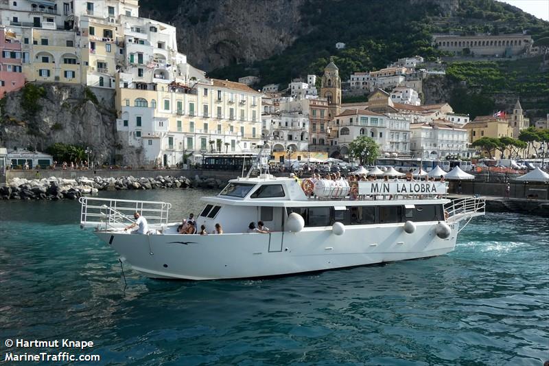 la lobra (Passenger ship) - IMO , MMSI 247389800, Call Sign INKZ2 under the flag of Italy