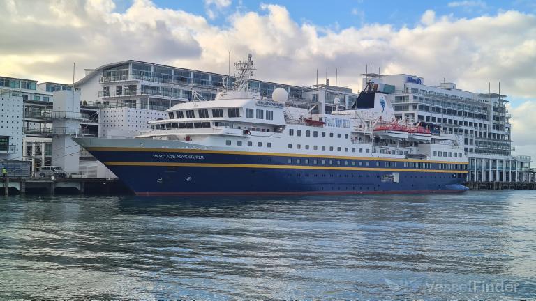 rcgs resolute (Passenger (Cruise) Ship) - IMO 9000168, MMSI 255806208, Call Sign CQAL6 under the flag of Madeira