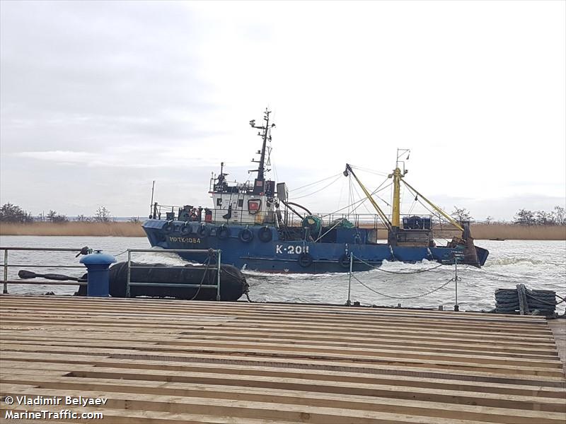 mrtk-1084 (Fishing Vessel) - IMO 8897394, MMSI 273427820, Call Sign ---- under the flag of Russia