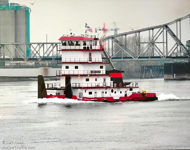 lincoln (Tug) - IMO , MMSI 367598950, Call Sign WDJ8369 under the flag of United States (USA)