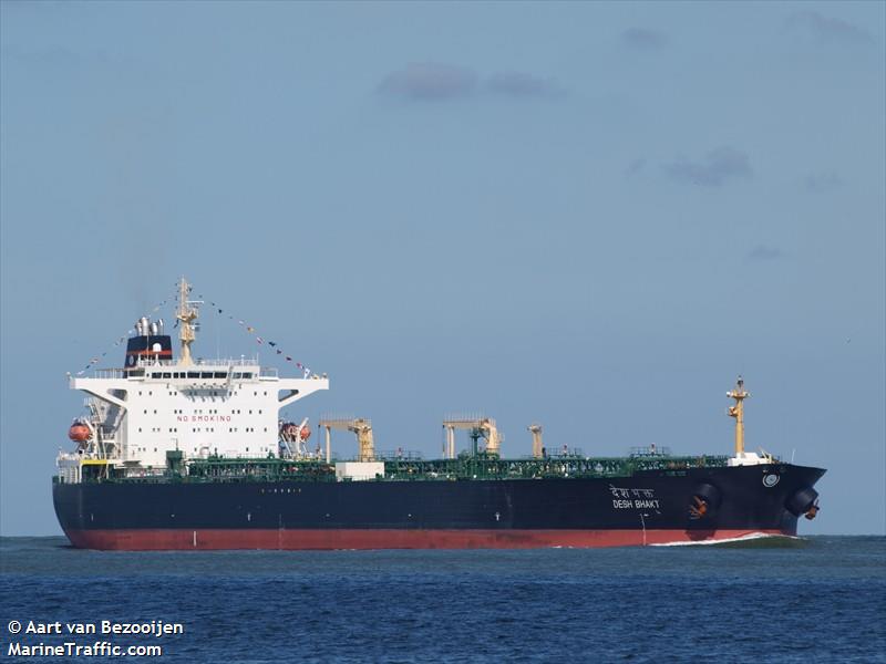 desh bhakt (Crude Oil Tanker) - IMO 9232905, MMSI 419474000, Call Sign AUBD under the flag of India
