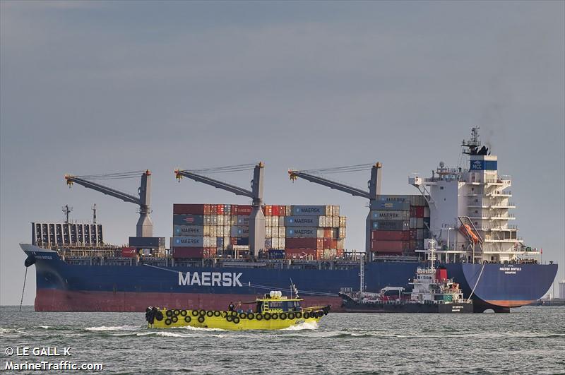 maersk bintulu (Container Ship) - IMO 9840702, MMSI 563083400, Call Sign 9V6003 under the flag of Singapore