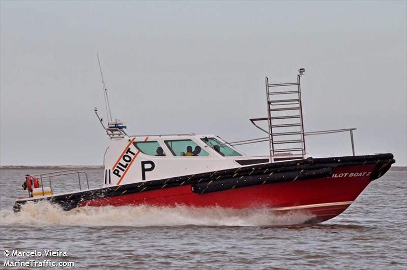 pilot boat 2 (Pilot) - IMO , MMSI 710008080, Call Sign PQ3007 under the flag of Brazil