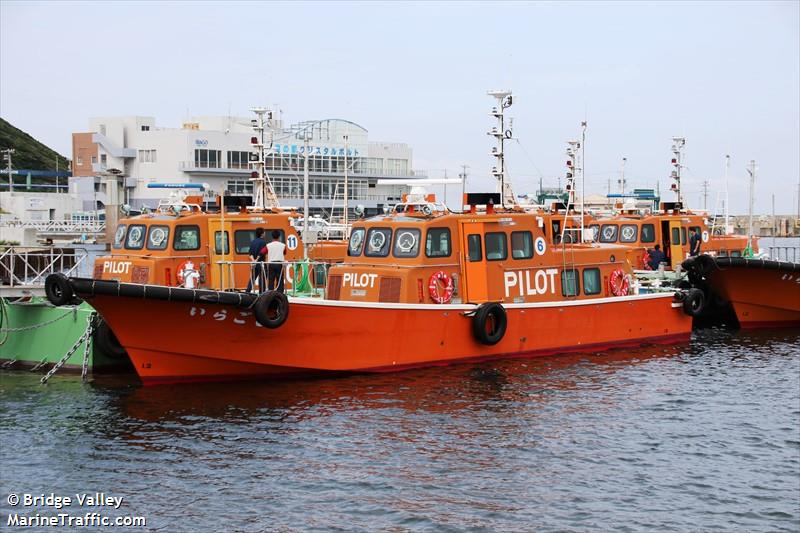 irago 6 pilot boat (Pilot) - IMO , MMSI 431006513 under the flag of Japan