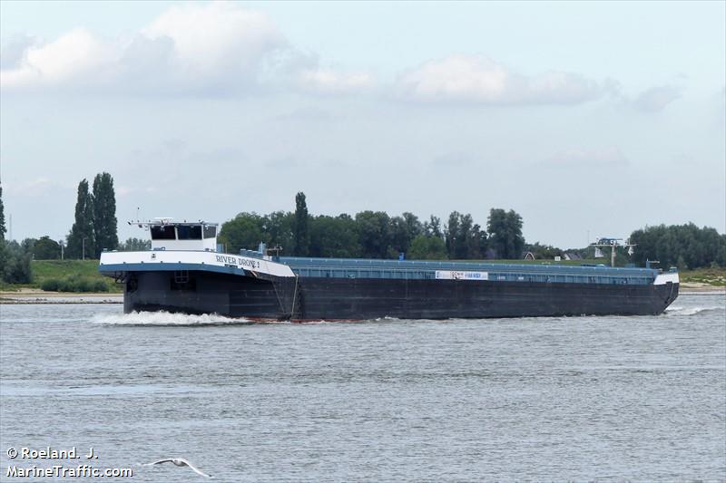 river drone 2 (Cargo ship) - IMO , MMSI 205558390 under the flag of Belgium