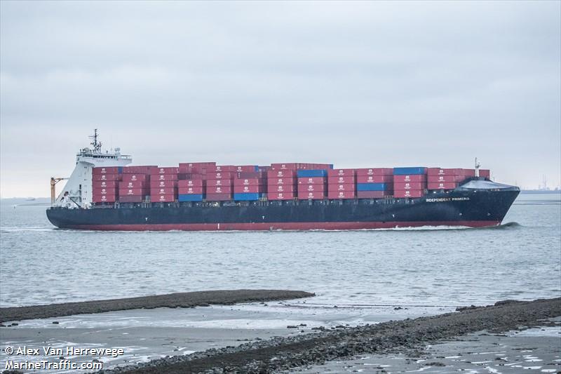 independent primero (Container Ship) - IMO 9298636, MMSI 255805626, Call Sign CQTI under the flag of Madeira