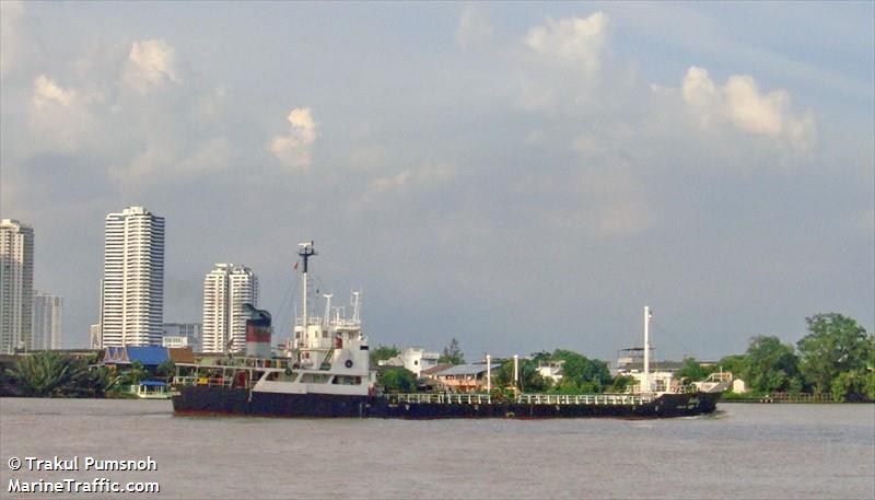 rattanakosin (LPG Tanker) - IMO 7037076, MMSI 567030400, Call Sign HSXU under the flag of Thailand