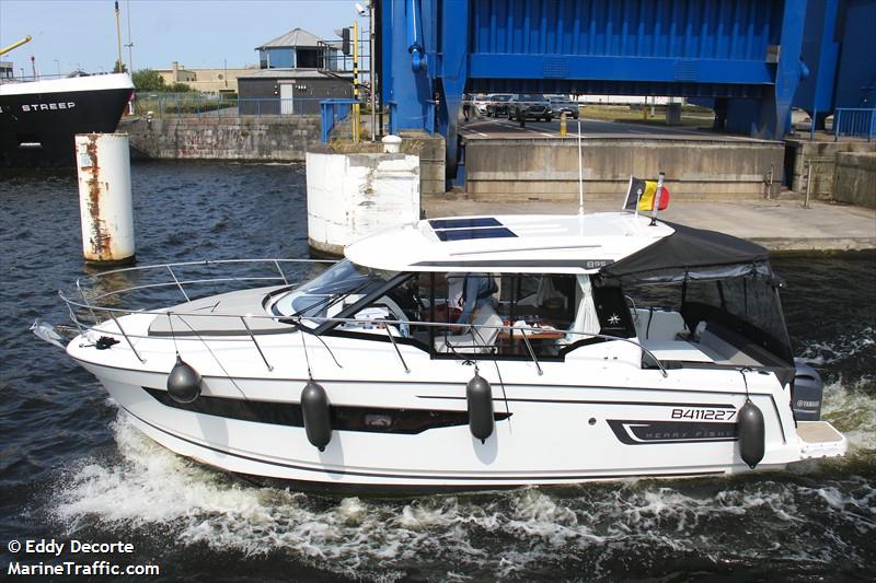 pure (Pleasure craft) - IMO , MMSI 205349270, Call Sign OQ3492 under the flag of Belgium