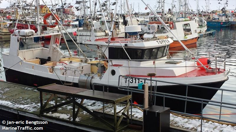 toppen (Fishing vessel) - IMO , MMSI 257580170, Call Sign LM6106 under the flag of Norway