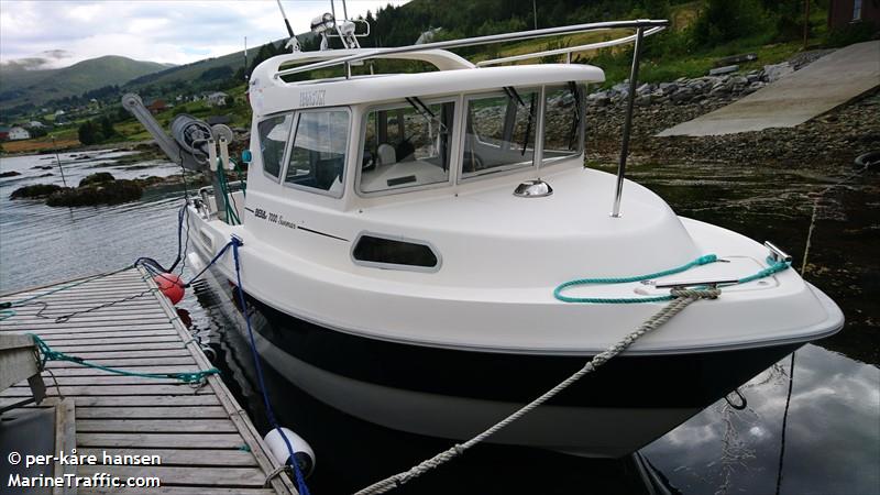 hansvik (Fishing vessel) - IMO , MMSI 258106230, Call Sign LI4500 under the flag of Norway