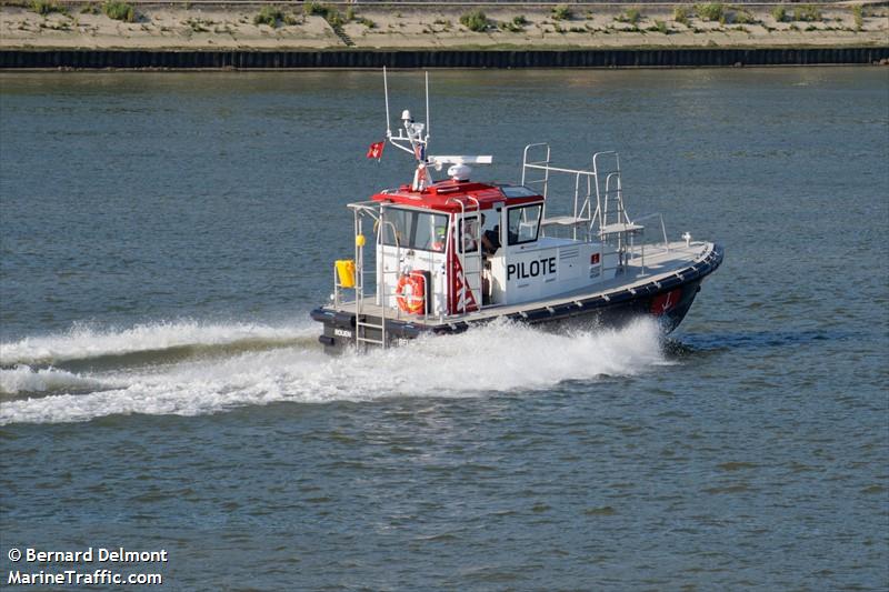 belcinac (Pilot) - IMO , MMSI 228152010, Call Sign FAJ9771 under the flag of France