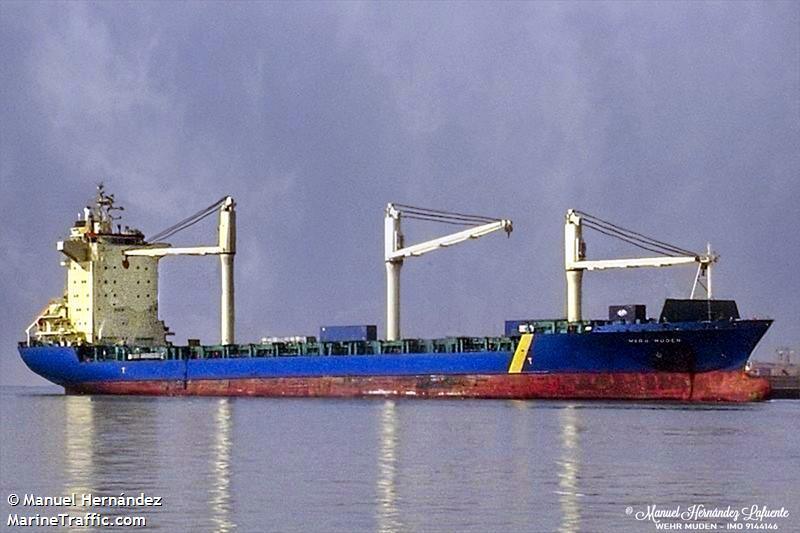 leonard (Container Ship) - IMO 9144146, MMSI 620999086, Call Sign D6A3091 under the flag of Comoros