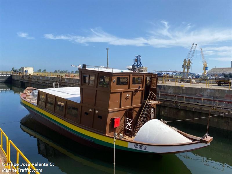 espadela (Passenger ship) - IMO , MMSI 263674003, Call Sign CSH12 under the flag of Portugal