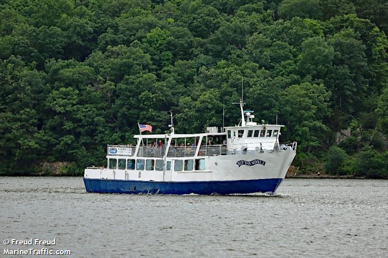 rip van winkle (Passenger ship) - IMO , MMSI 367029890, Call Sign WSE2785 under the flag of United States (USA)