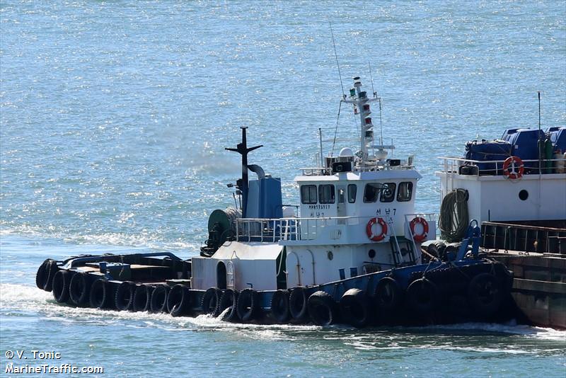 seon nam 7 ho (Tug) - IMO , MMSI 440144680, Call Sign 607 under the flag of Korea