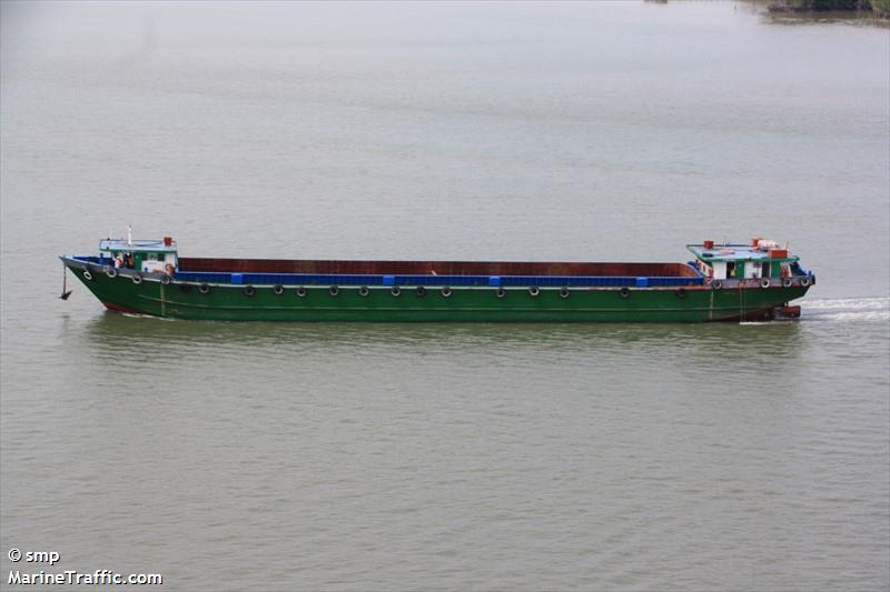 tay (Cargo ship) - IMO , MMSI 574401542 under the flag of Vietnam