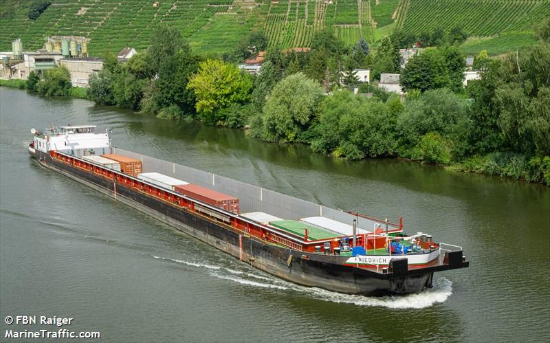 friedrich goetz (Cargo ship) - IMO , MMSI 211501790, Call Sign DA4373 under the flag of Germany